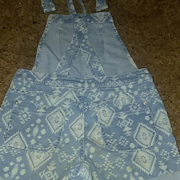 Overalls - Picture 2 of 3